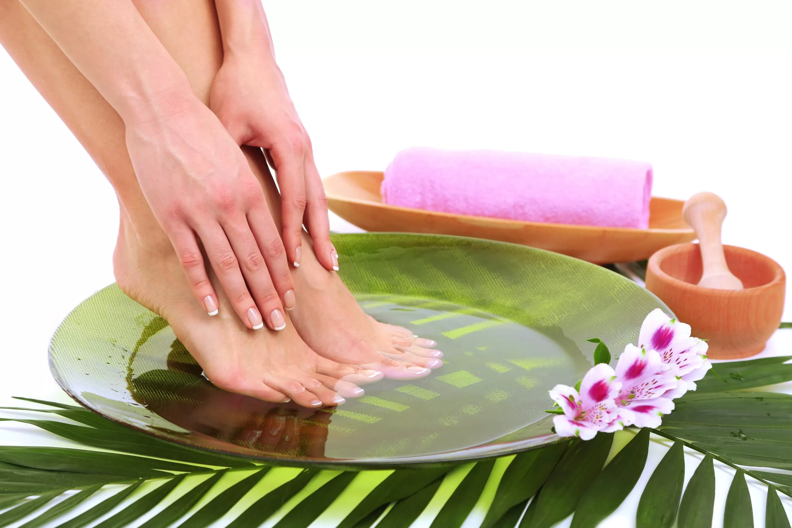 Classic Pedicure w/ spa 