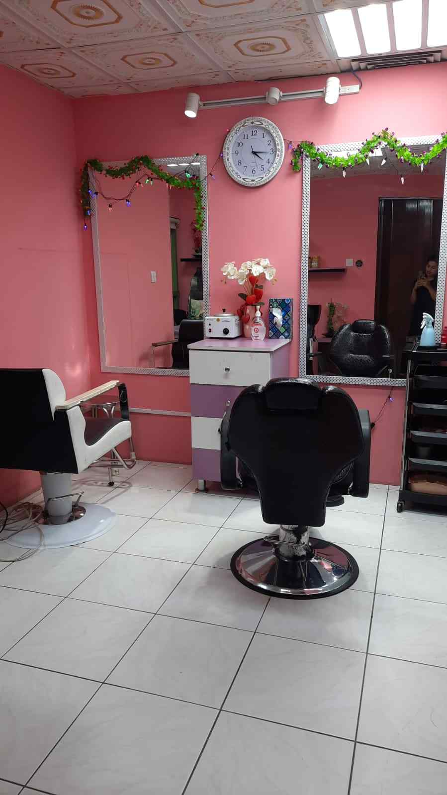 GREEN LOTUS LADIES SALON